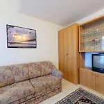Appartement Roger-2 By Interhome